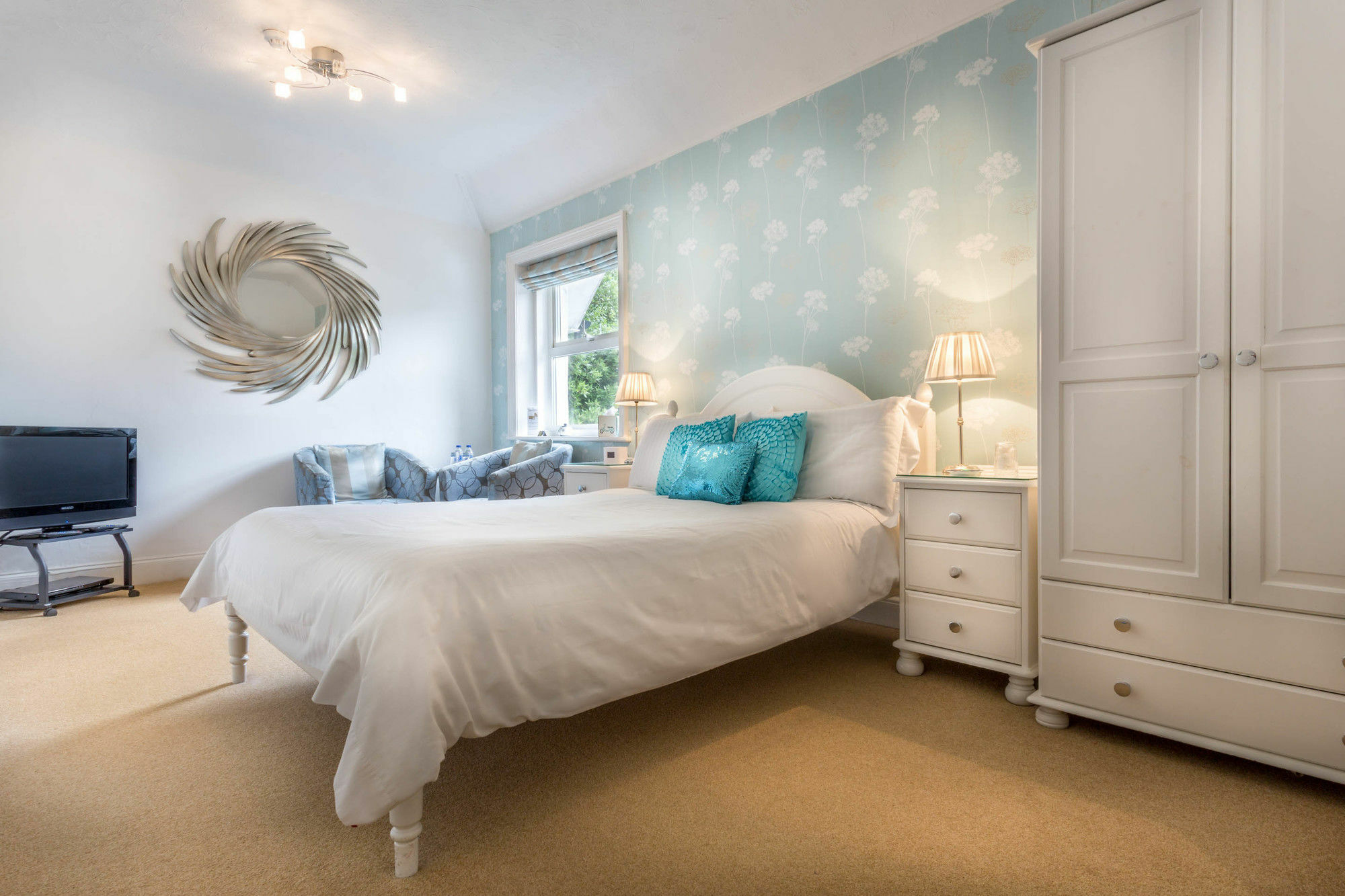 Balincourt Hotel Bournemouth Exterior photo A bedroom