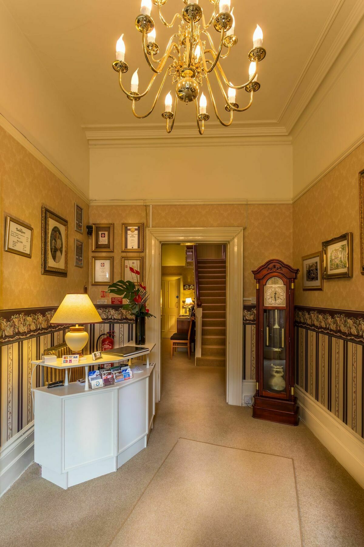 Balincourt Hotel Bournemouth Exterior photo Reception